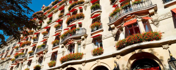 HOTEL PLAZZA ATHENEE PARIS