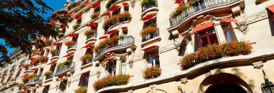 HOTEL PLAZZA ATHENEE PARIS